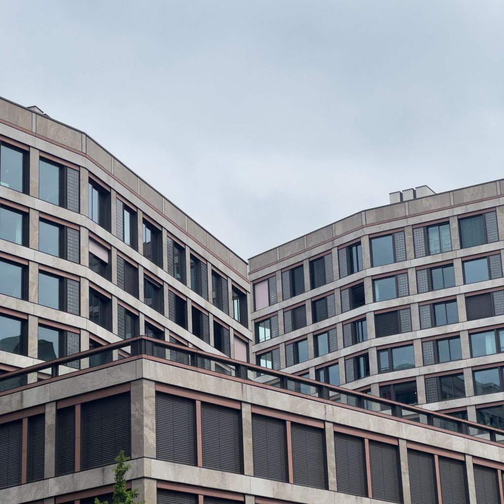 Gewerbeimmobilie und technische Infrastruktur
